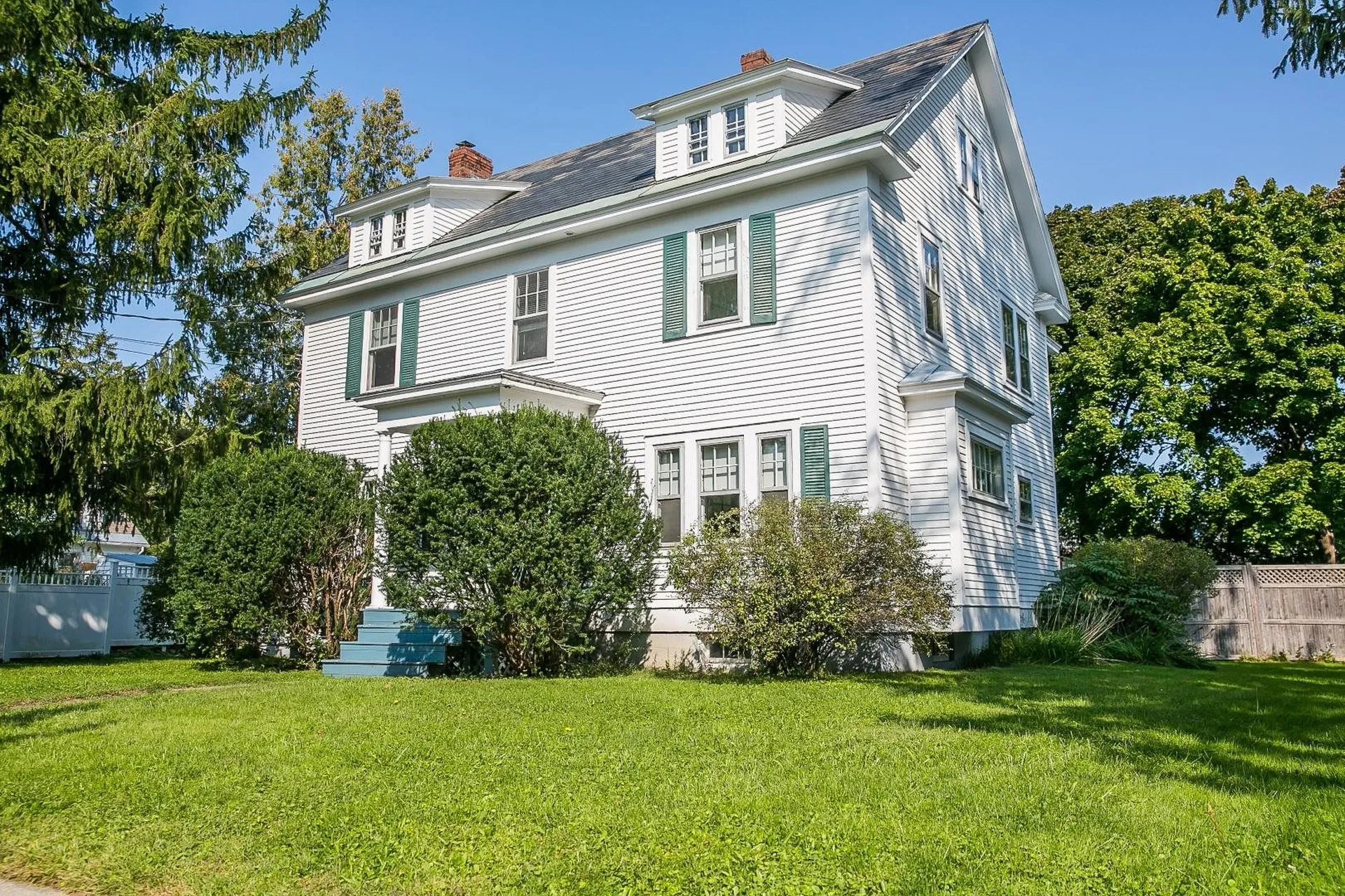 20 Henderson Terrace Burlington VT 05401