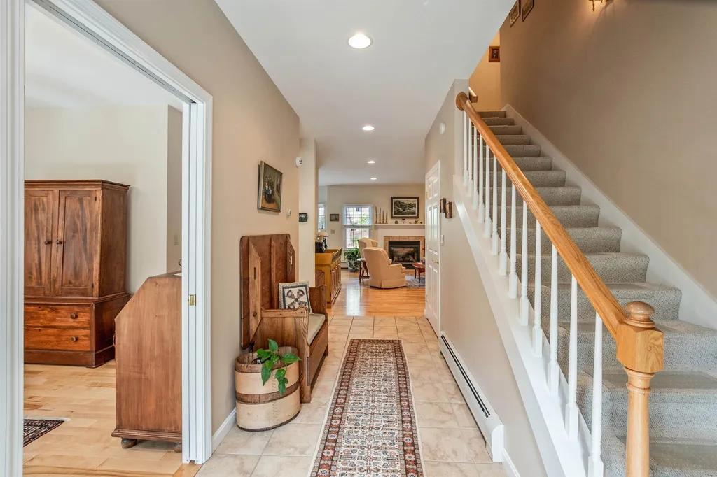 34 Spruce Lane New London NH 03257