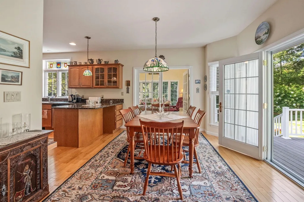 34 Spruce Lane New London NH 03257