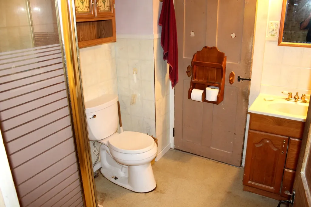 22 Molly Stark Lane New Boston NH 03070