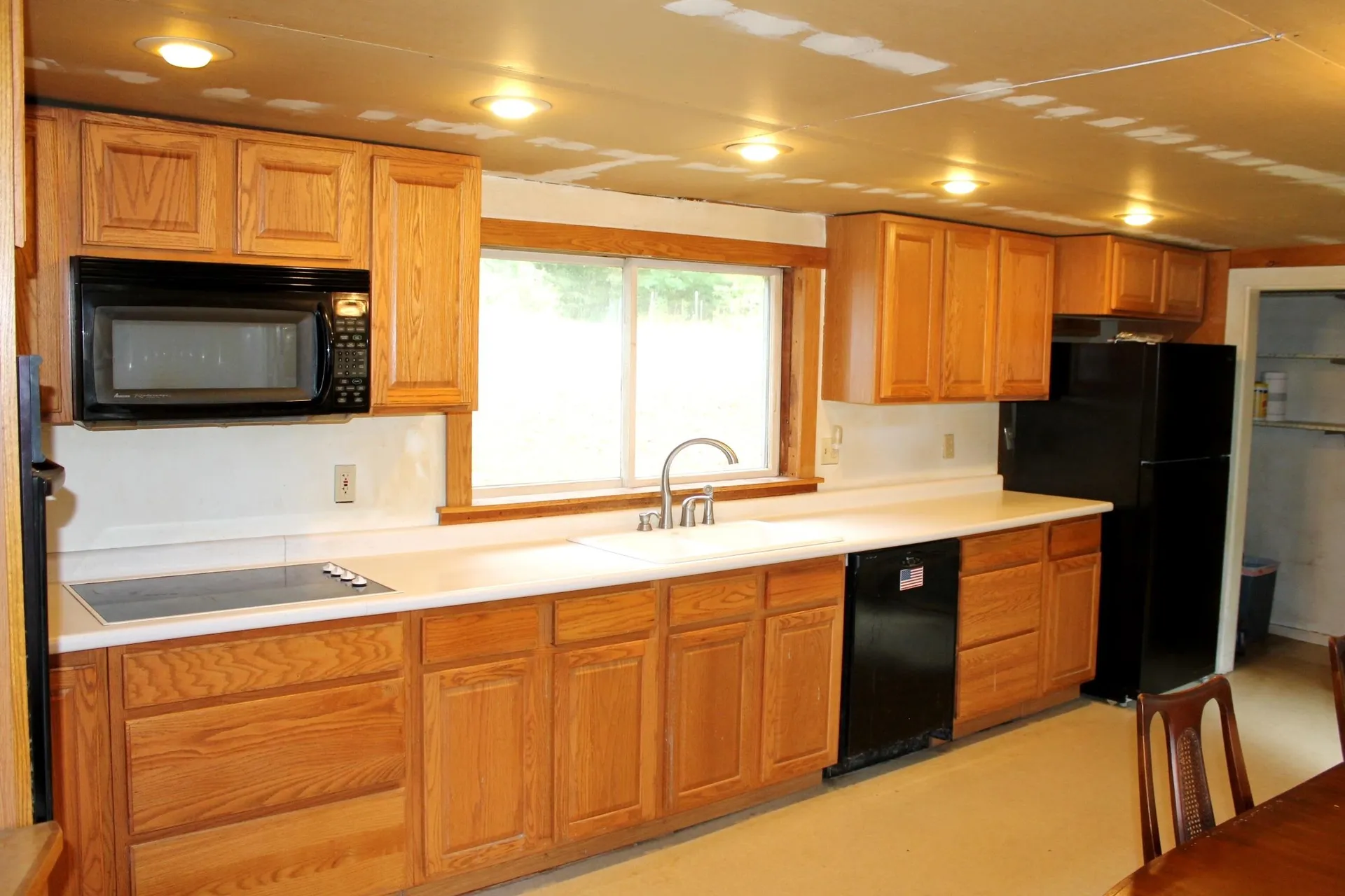 22 Molly Stark Lane New Boston NH 03070