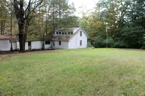 22 Molly Stark Lane New Boston NH 03070