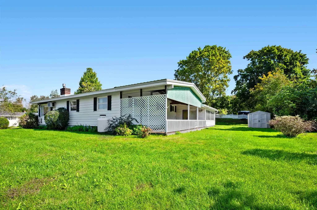15 Meadowcrest Lane Barre Town VT 05641