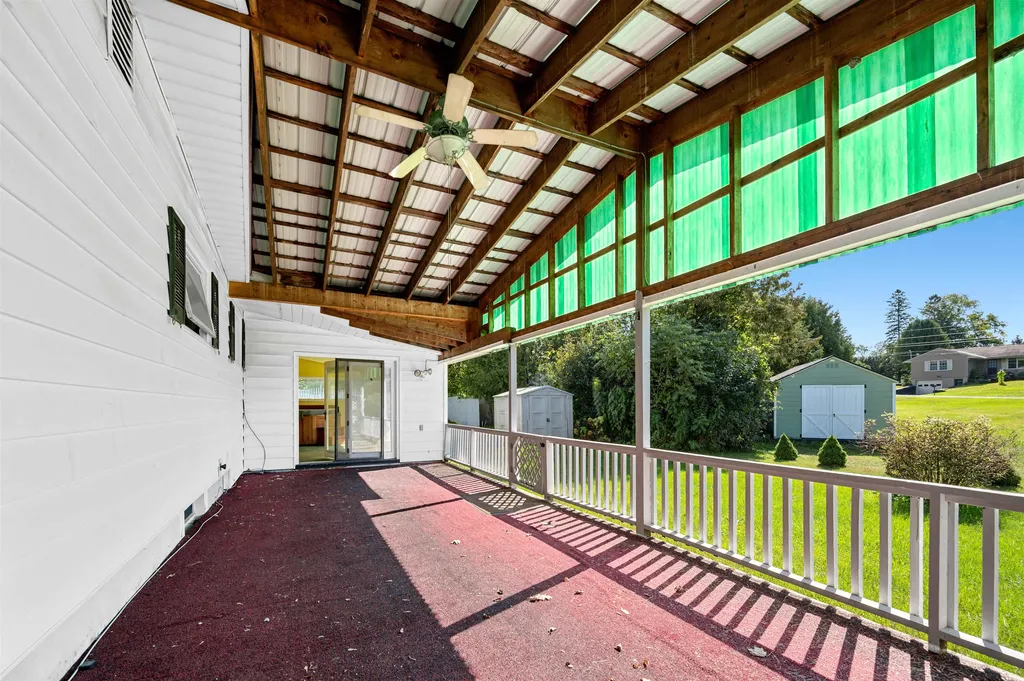 15 Meadowcrest Lane Barre Town VT 05641