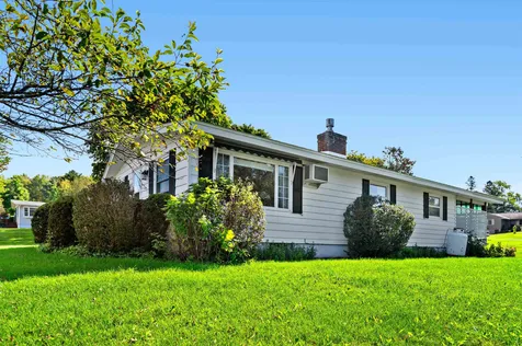 15 Meadowcrest Lane Barre Town VT 05641