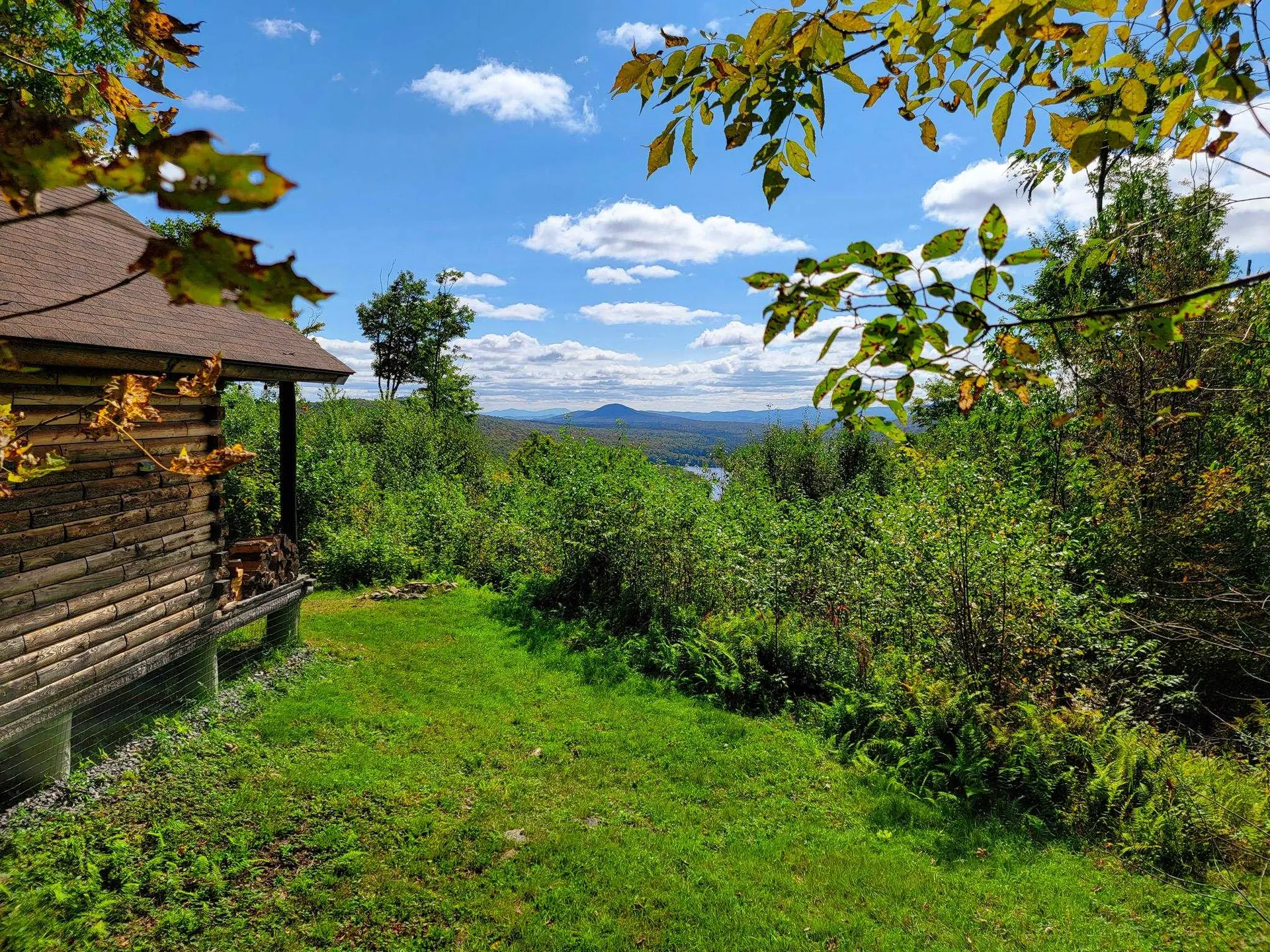 2700 Lanesboro Road Peacham VT 05862
