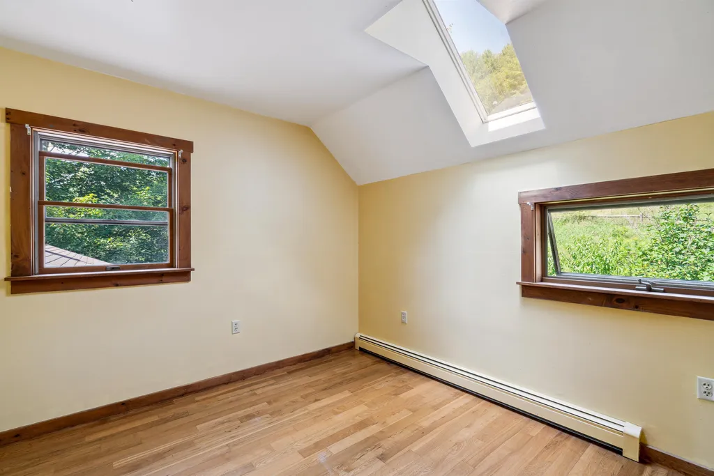 1075 Barber Hill Road Pomfret VT 05091