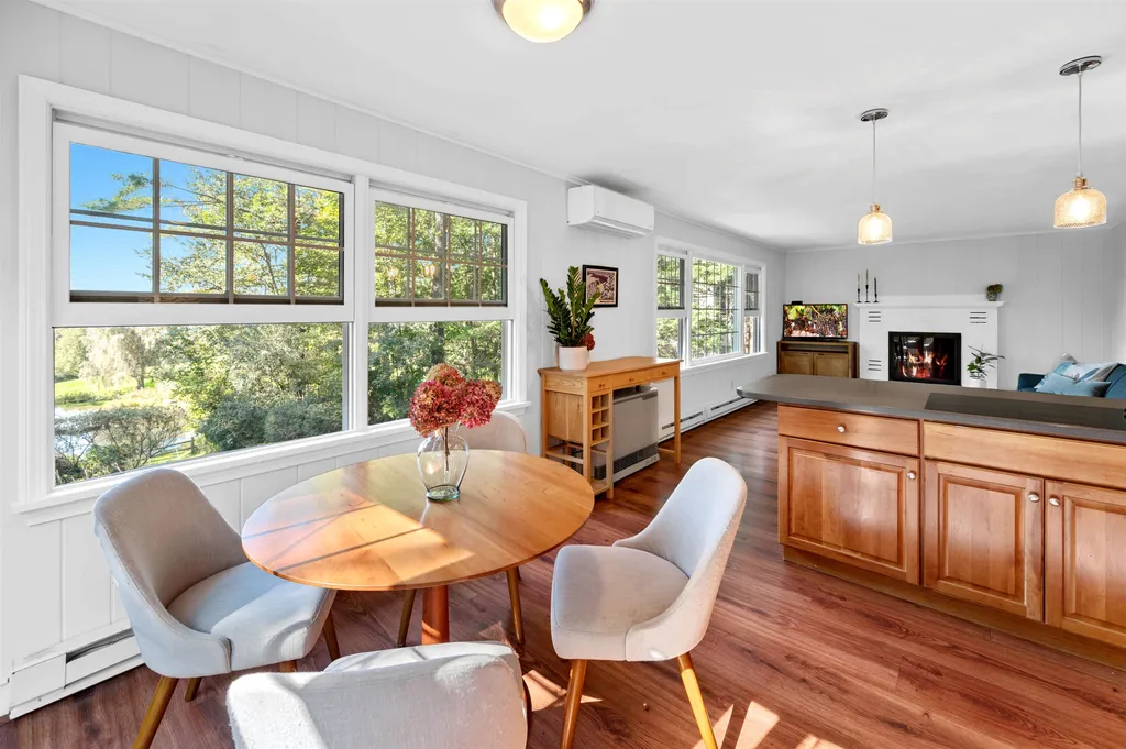 35 Spring Hollow Lane Montpelier VT 05602