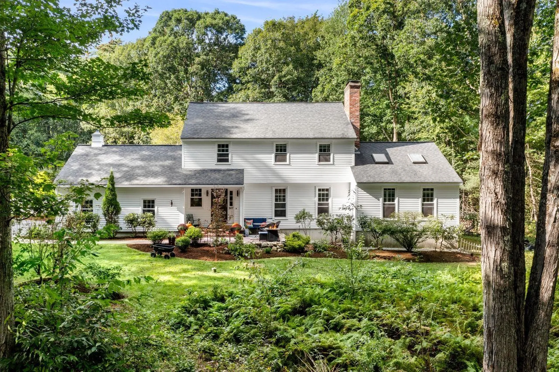 307 North Amherst Road Bedford NH 03110