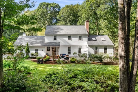 307 North Amherst Road Bedford NH 03110