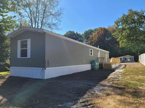 77 Pumpkin Hollow Road Barrington NH 03825