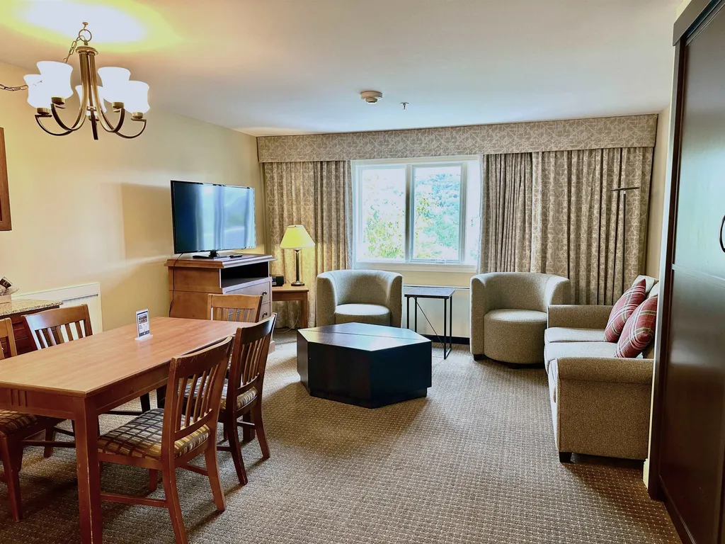 240 Qtr. 2, 89 Grand Summit Way Dover VT 05356
