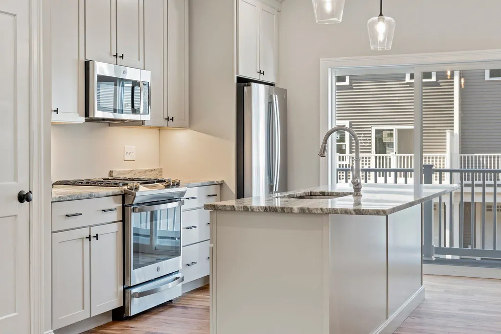 3 Juniper Lane Portsmouth NH 03801