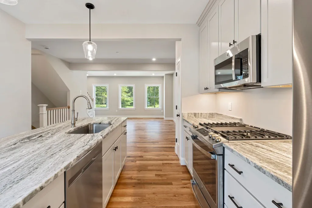 3 Juniper Lane Portsmouth NH 03801