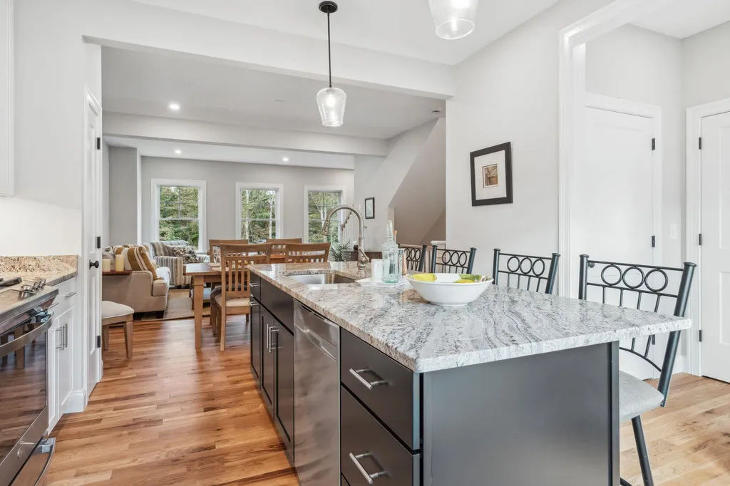 3 Juniper Lane Portsmouth NH 03801