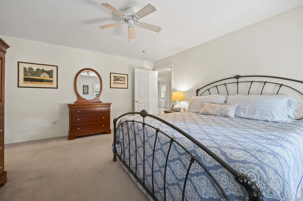25 Logging Road York ME 03902