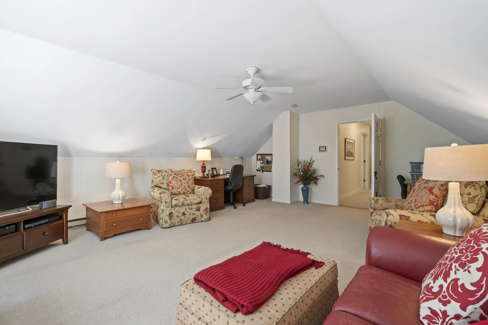 25 Logging Road York ME 03902