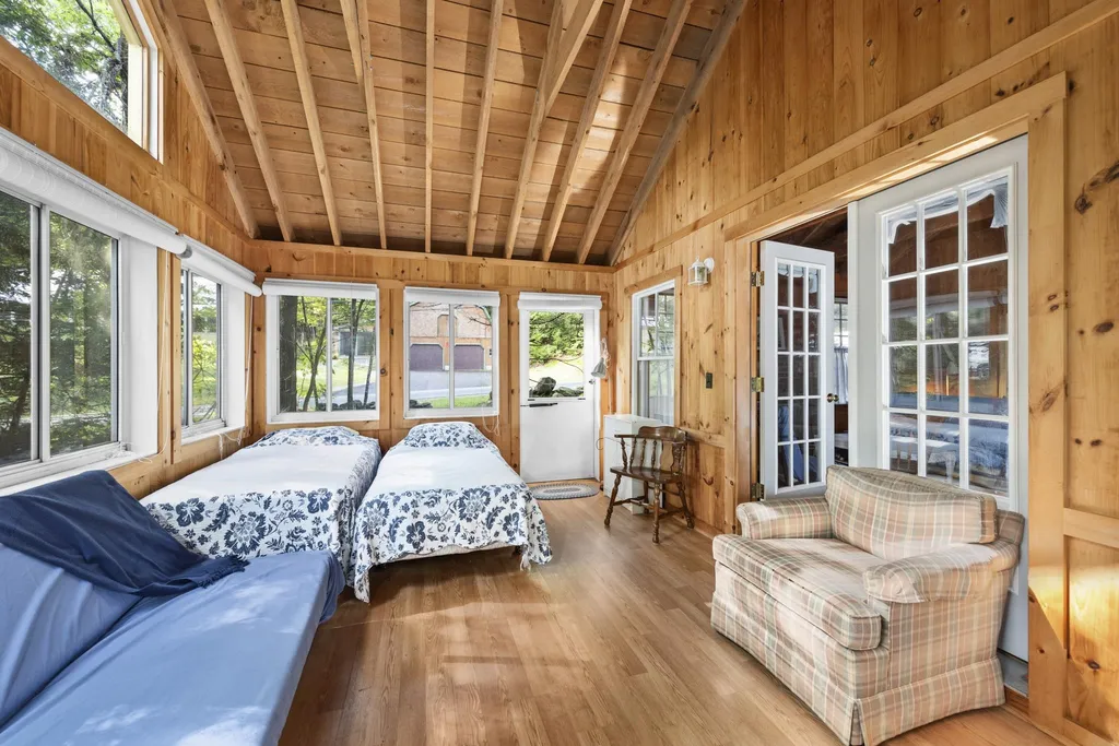 118 Groton Road Hebron NH 03241