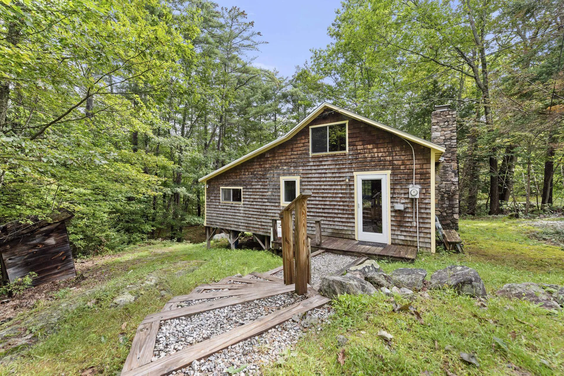 118 Groton Road Hebron NH 03241
