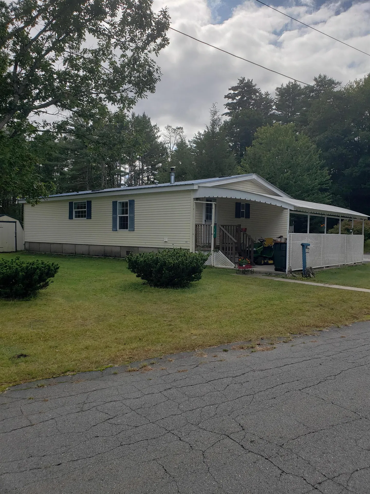 16 Michael Place Claremont NH 03743