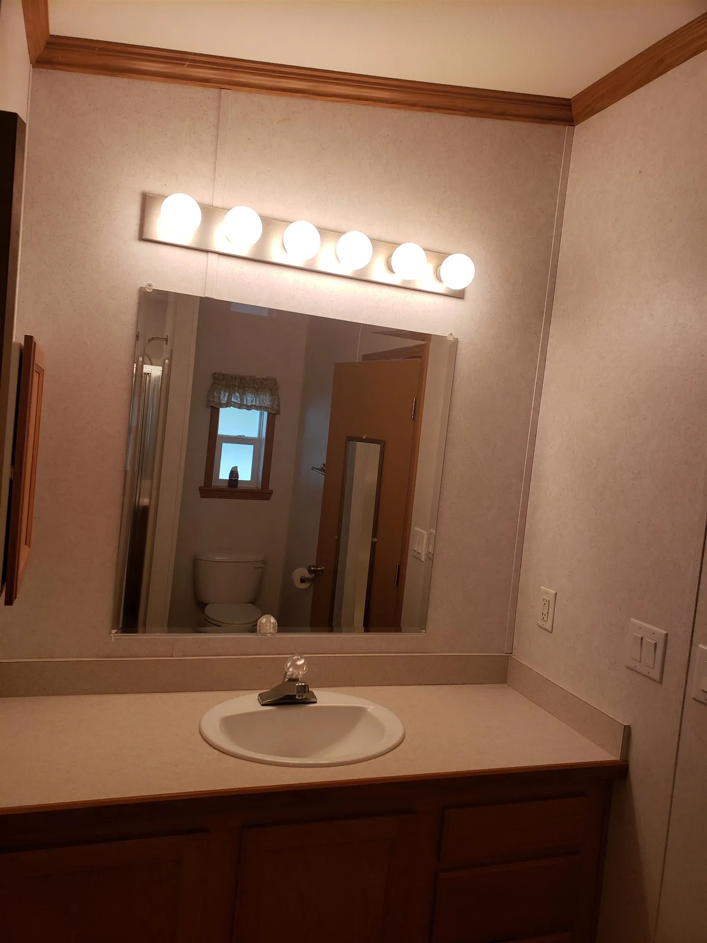 16 Michael Place Claremont NH 03743