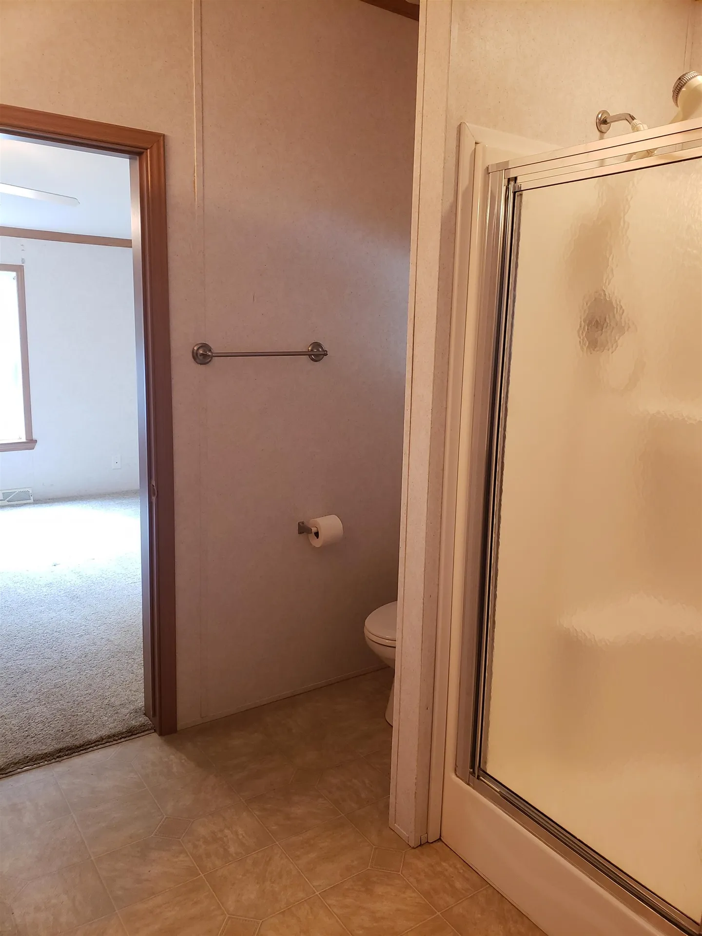 16 Michael Place Claremont NH 03743