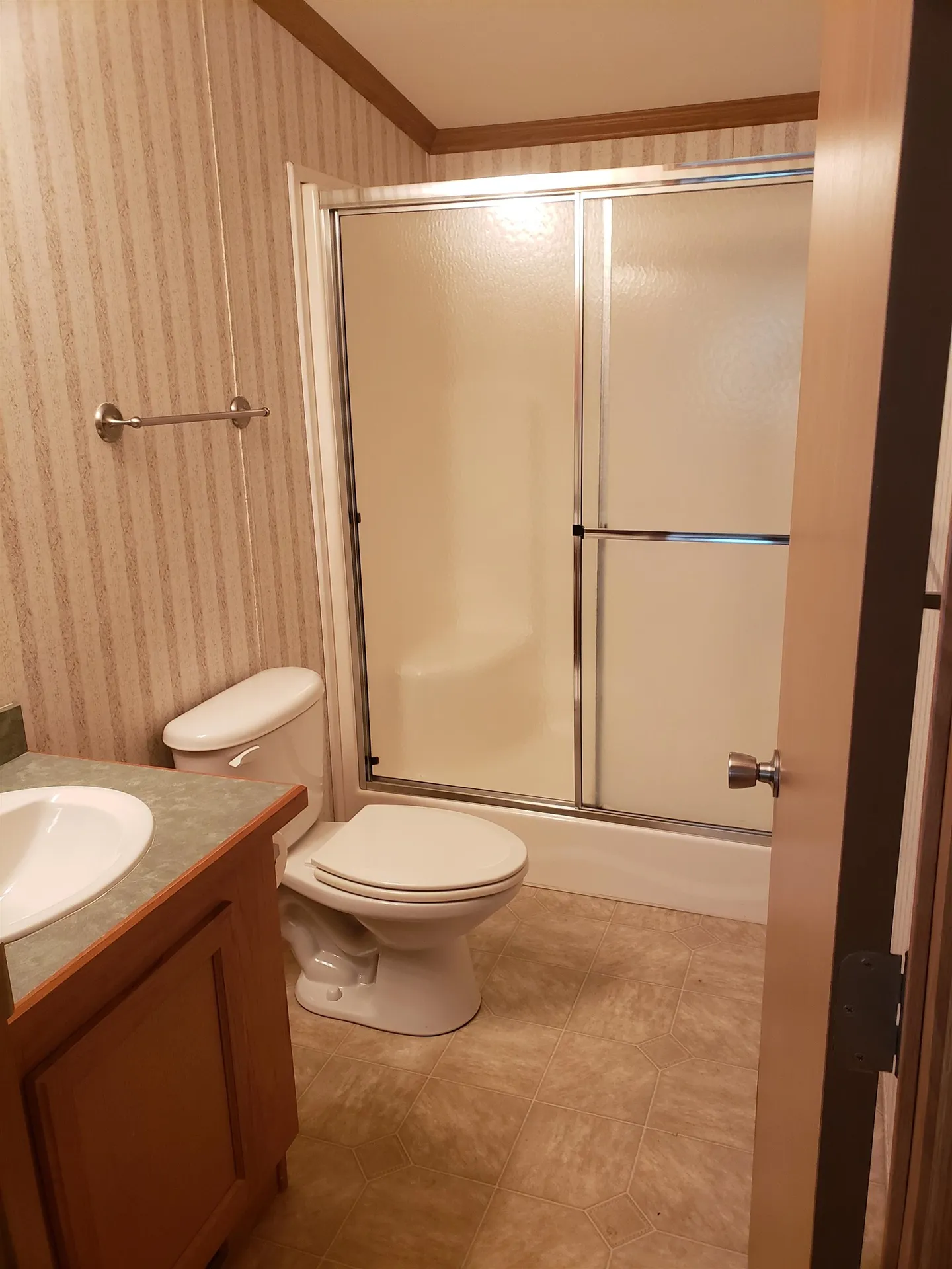 16 Michael Place Claremont NH 03743
