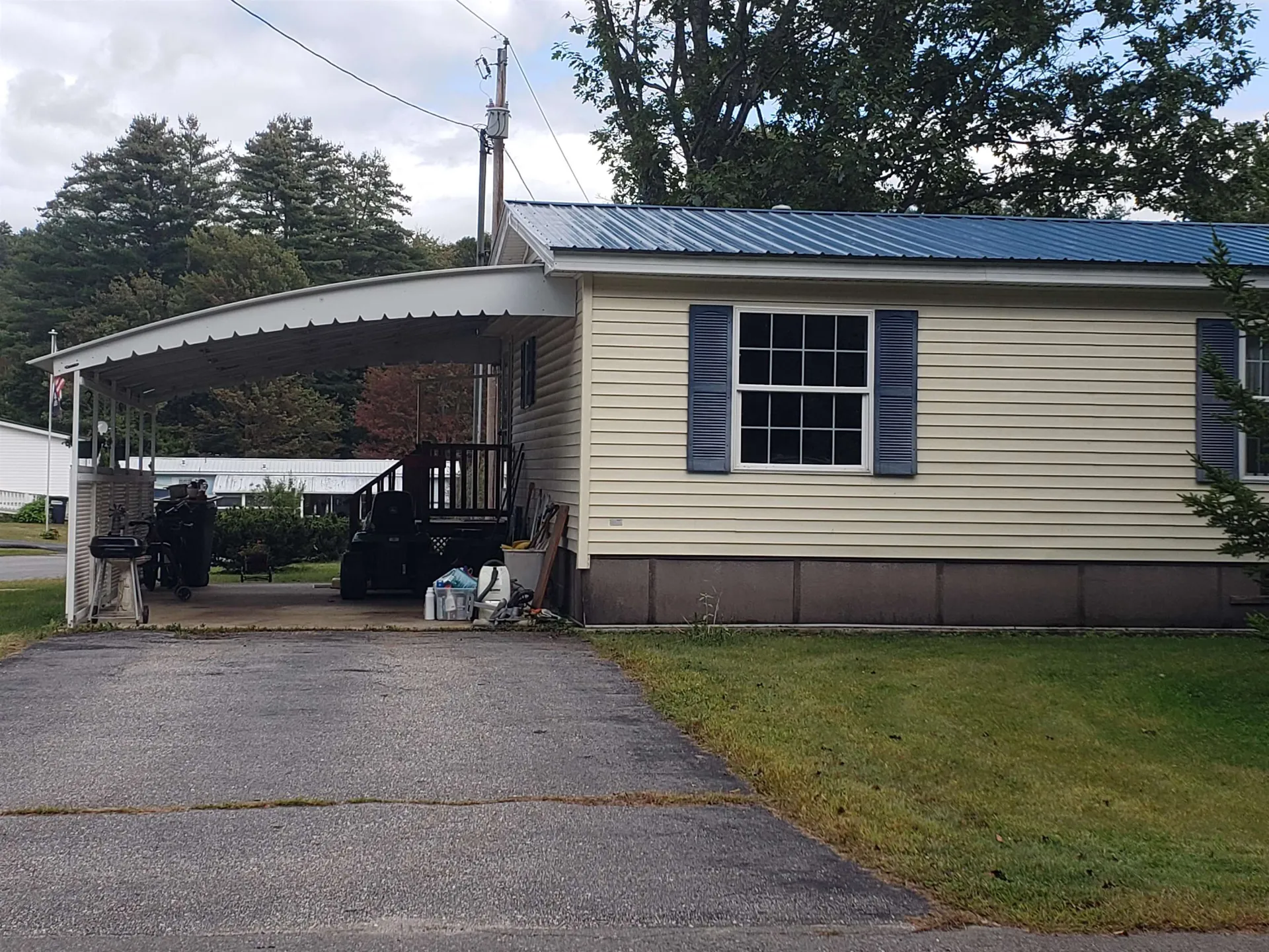 16 Michael Place Claremont NH 03743