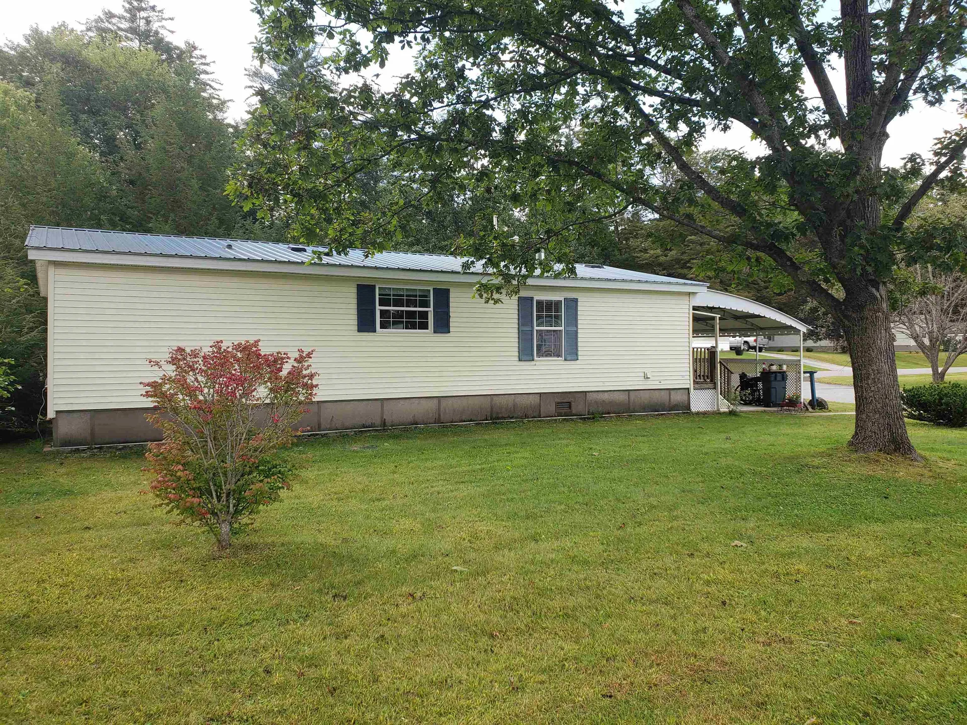 16 Michael Place Claremont NH 03743