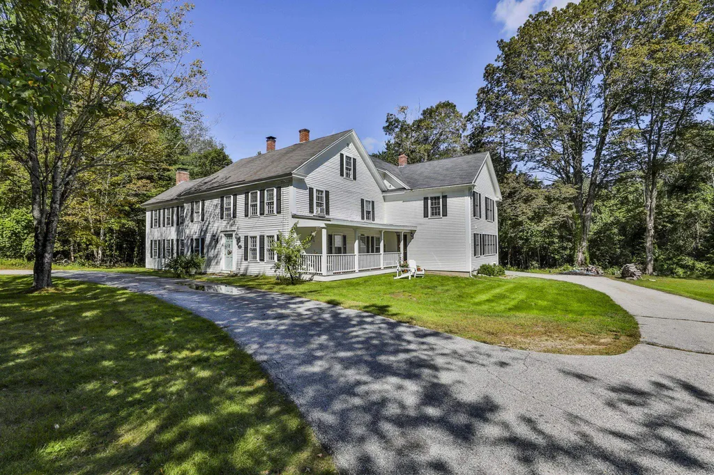31 Mont Vernon Road Amherst NH 03031