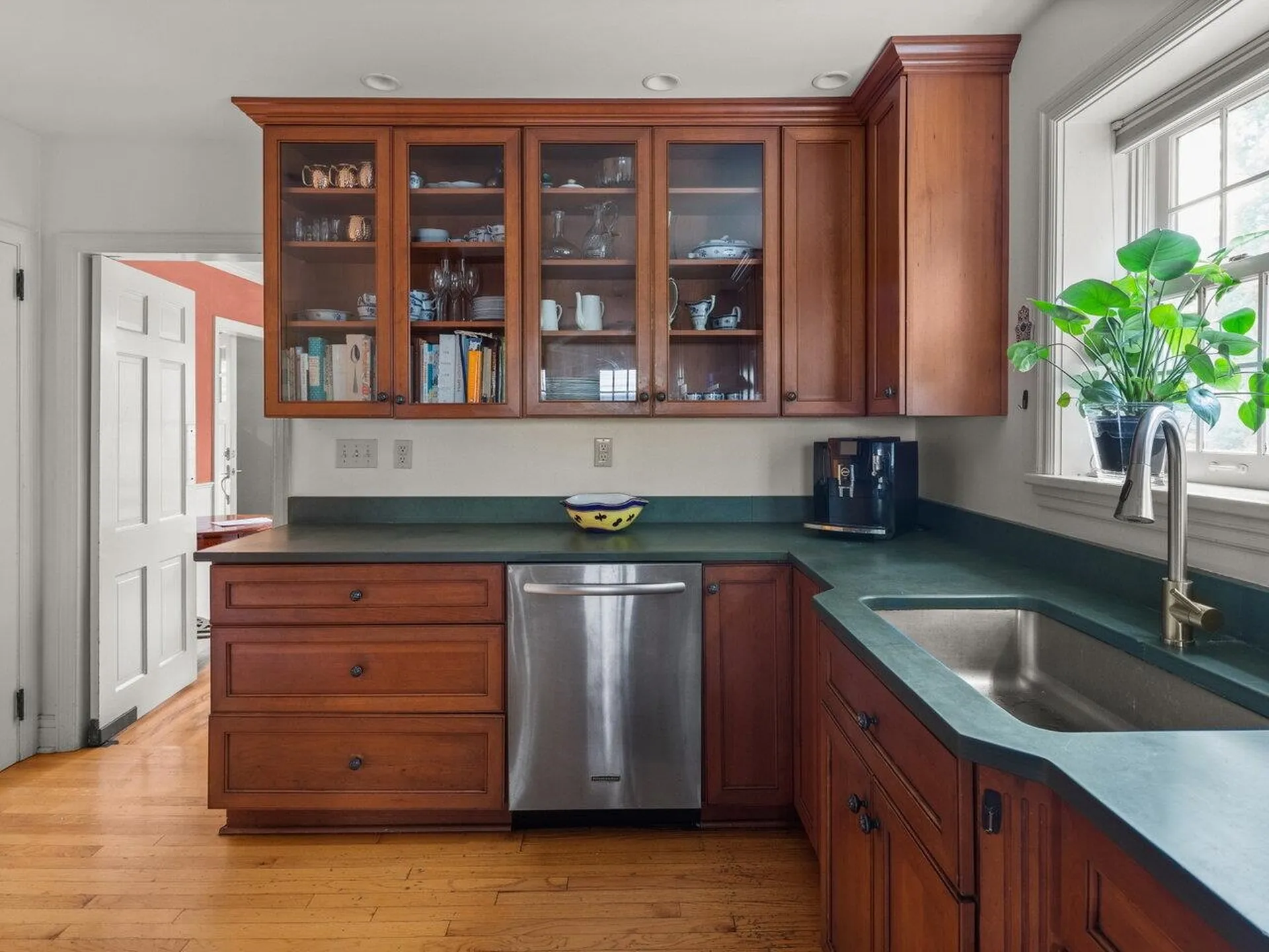 32 Edgewood Lane Burlington VT 05401