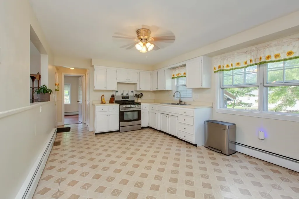 8 Meadow Lane Allenstown NH 03275