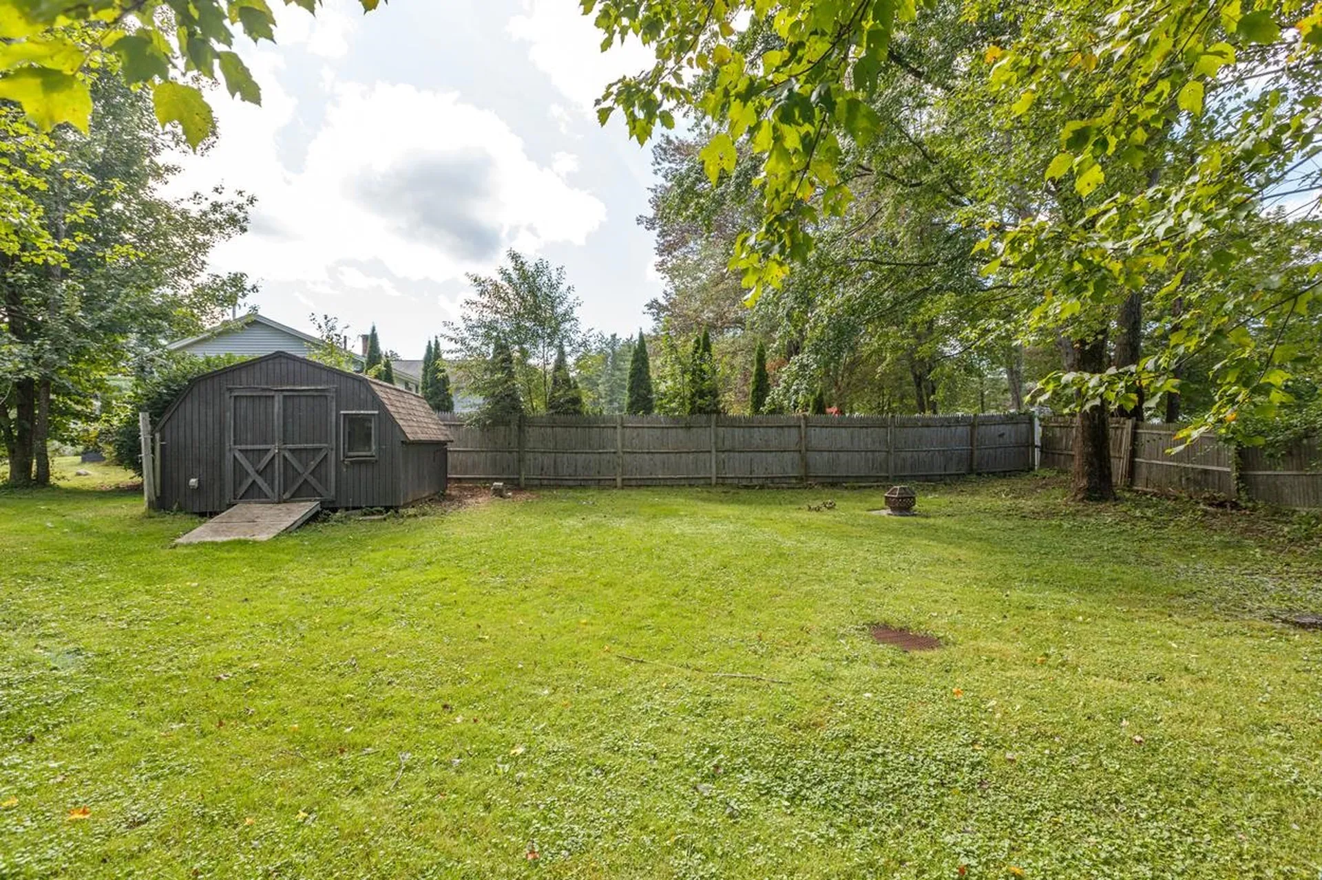 8 Meadow Lane Allenstown NH 03275
