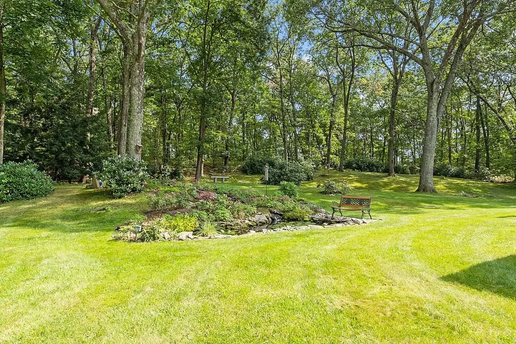 5 Marblehead Road Windham NH 03087