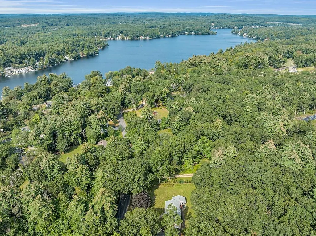 5 Marblehead Road Windham NH 03087