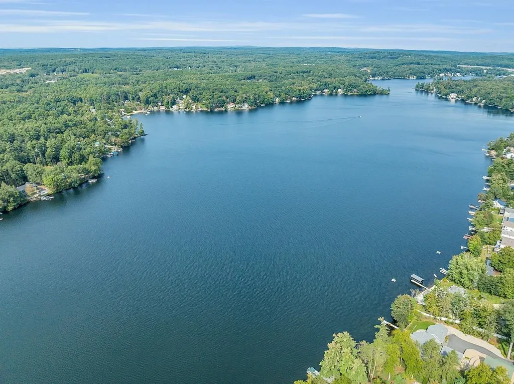 5 Marblehead Road Windham NH 03087