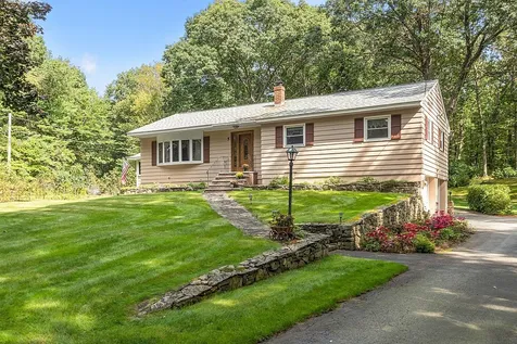 5 Marblehead Road Windham NH 03087