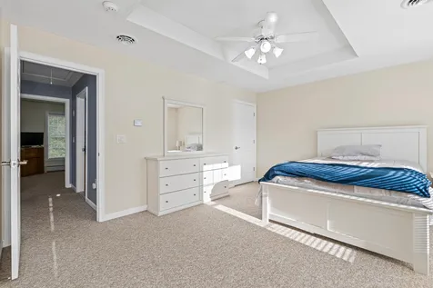 8 Melissa Way Laconia NH 03246
