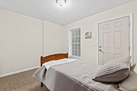 8 Melissa Way Laconia NH 03246