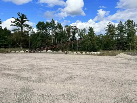 16 Polly's Crossing Road Ossipee NH 03864