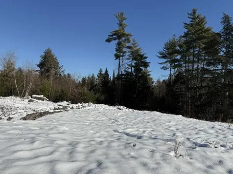 16 Polly's Crossing Road Ossipee NH 03864