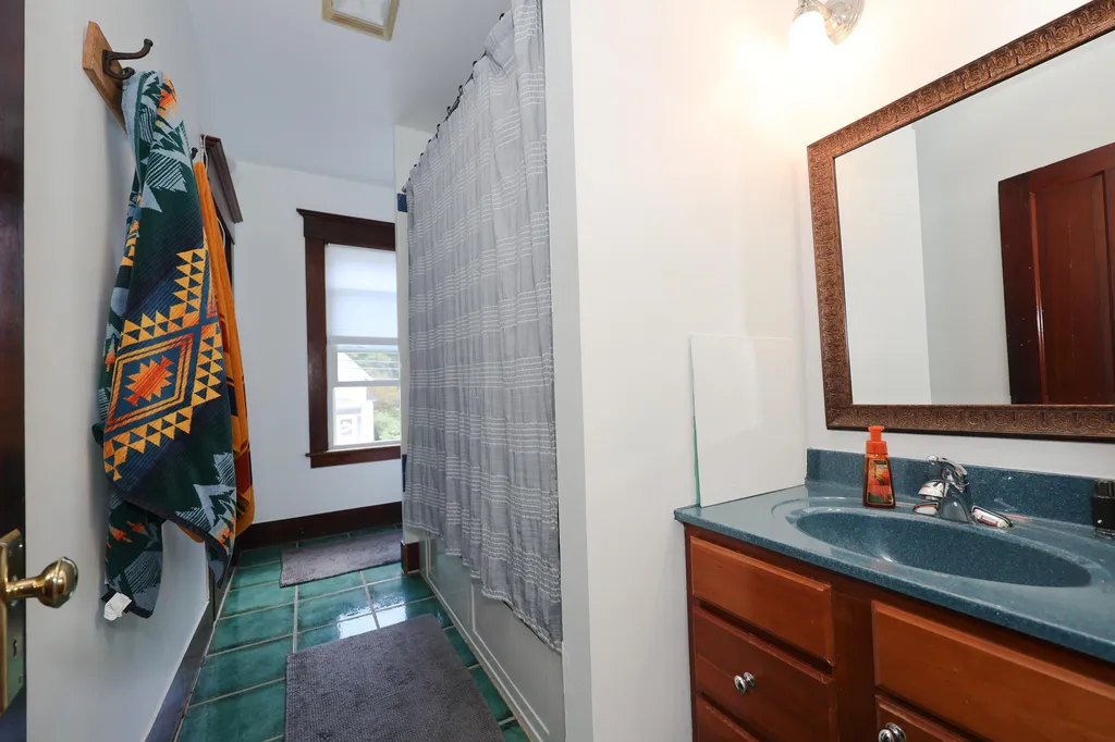 57 Maple Street Lebanon NH 03784