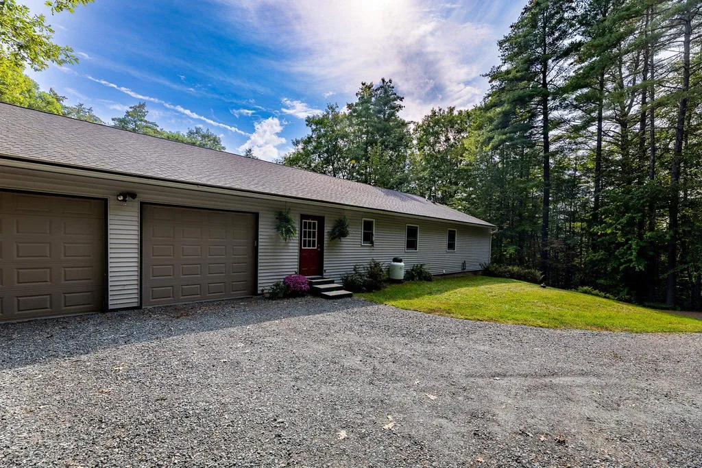 124 Anderson Hill Road Enfield NH 03748
