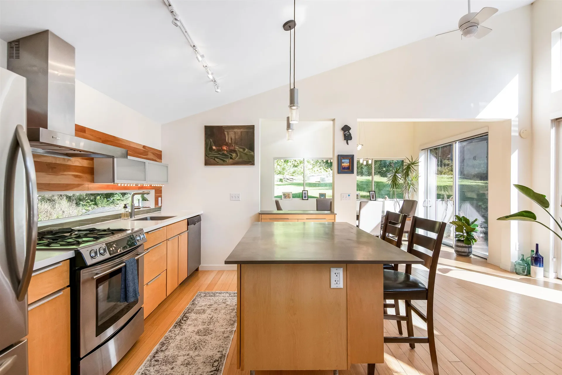 215 Sand Road Colchester VT 05446