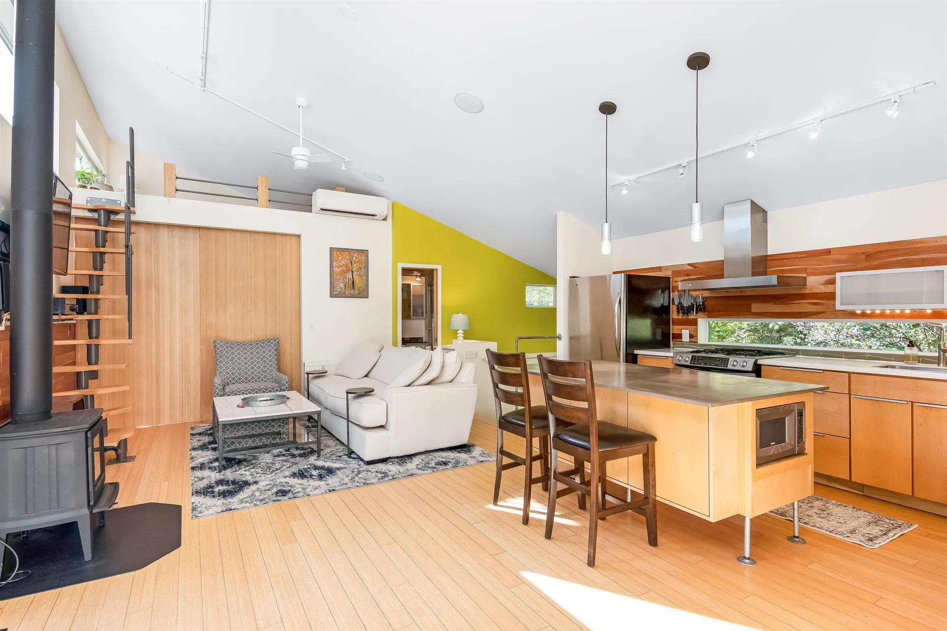 215 Sand Road Colchester VT 05446