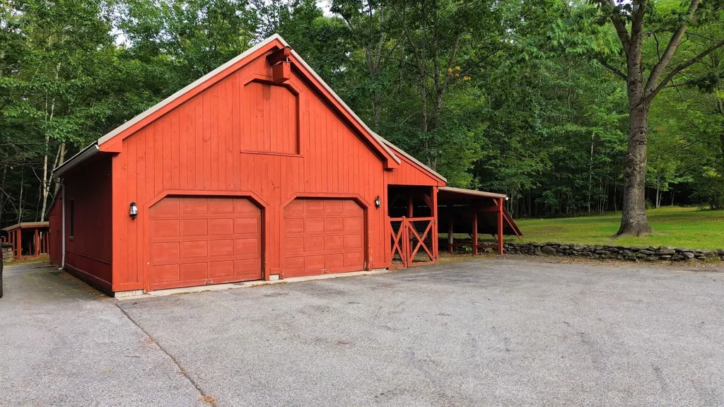 28 Everett Dam Road Dunbarton NH 03046