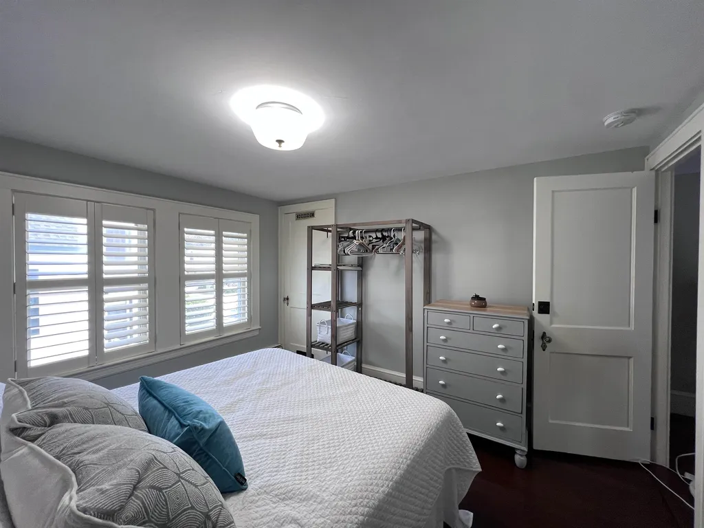 11 Maple Street Exeter NH 03833