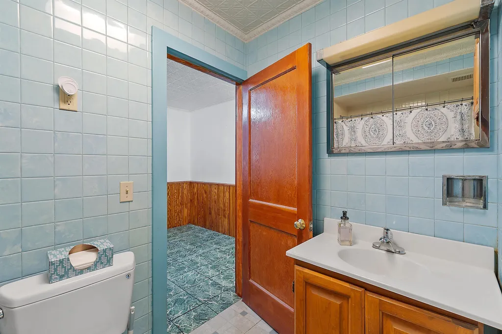 59 Nagle Street Nashua NH 03060