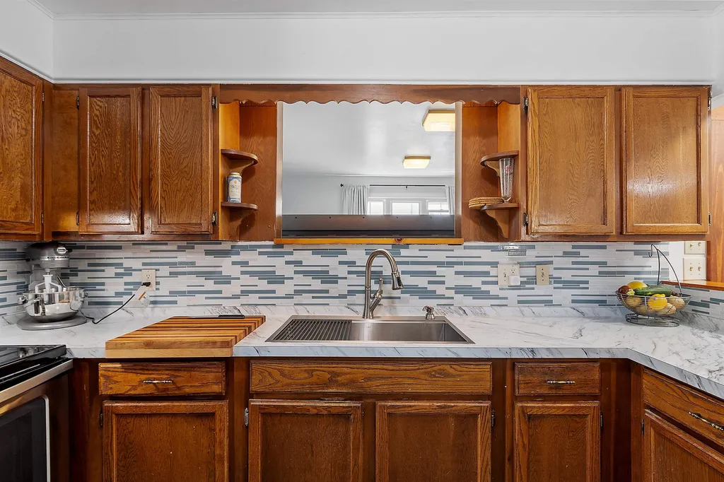 59 Nagle Street Nashua NH 03060