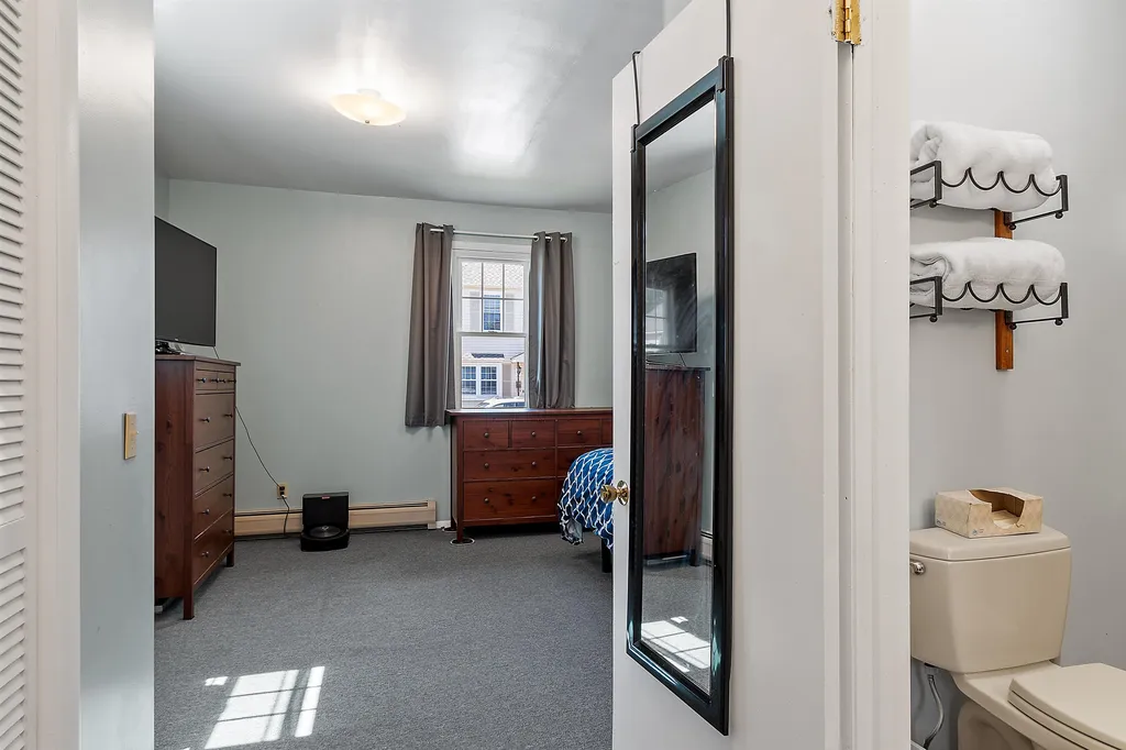 59 Nagle Street Nashua NH 03060